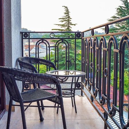 Liliana'S Apartments Kutaisi Luaran gambar