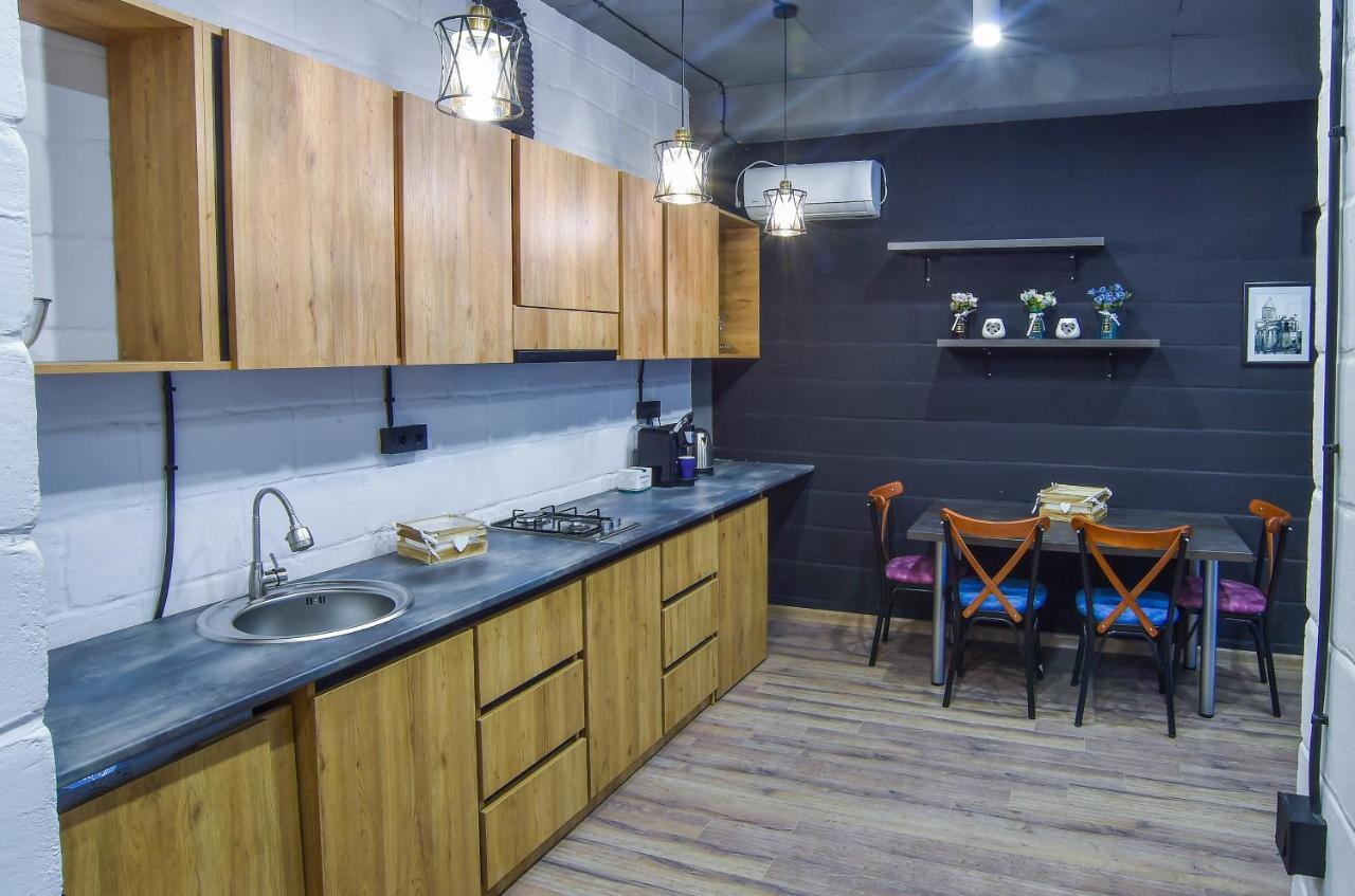 Liliana'S Apartments Kutaisi Luaran gambar